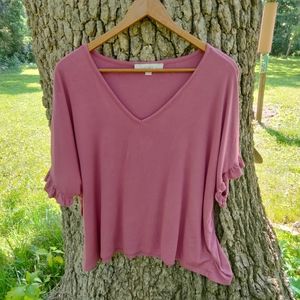 ⬇️ Price Drop!⬇️ LOFT Blouse in size M